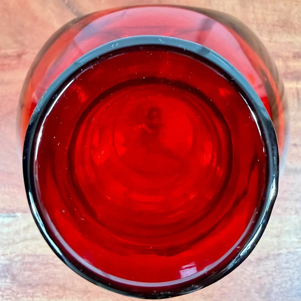N/A vibrant ruby